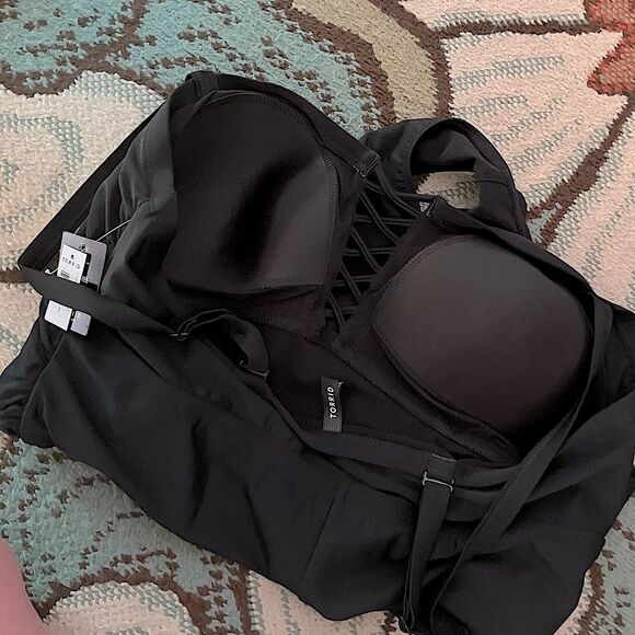 Torrid Women’s NWT’s Plus Size Wireless Lattice One-Piece Black Swimsuit Size 2X - Picture 10 of 14
